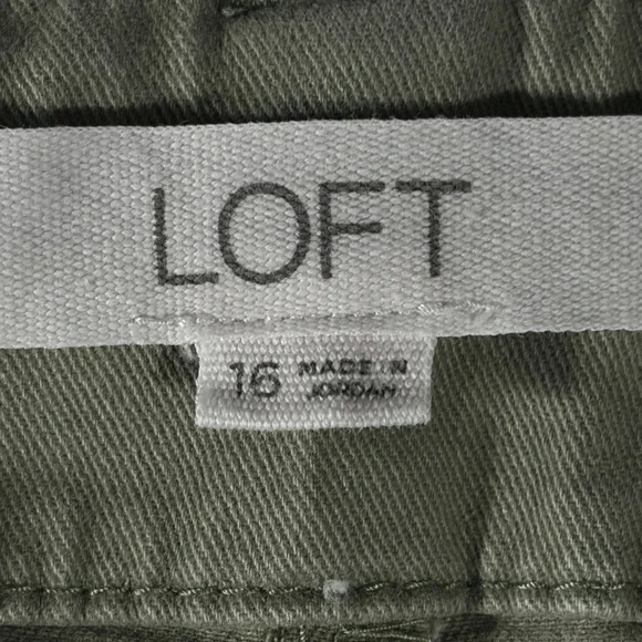 LOFT womens olive green The Monroe flat front 6" inseam chino shorts - size 16 - Picture 4 of 11